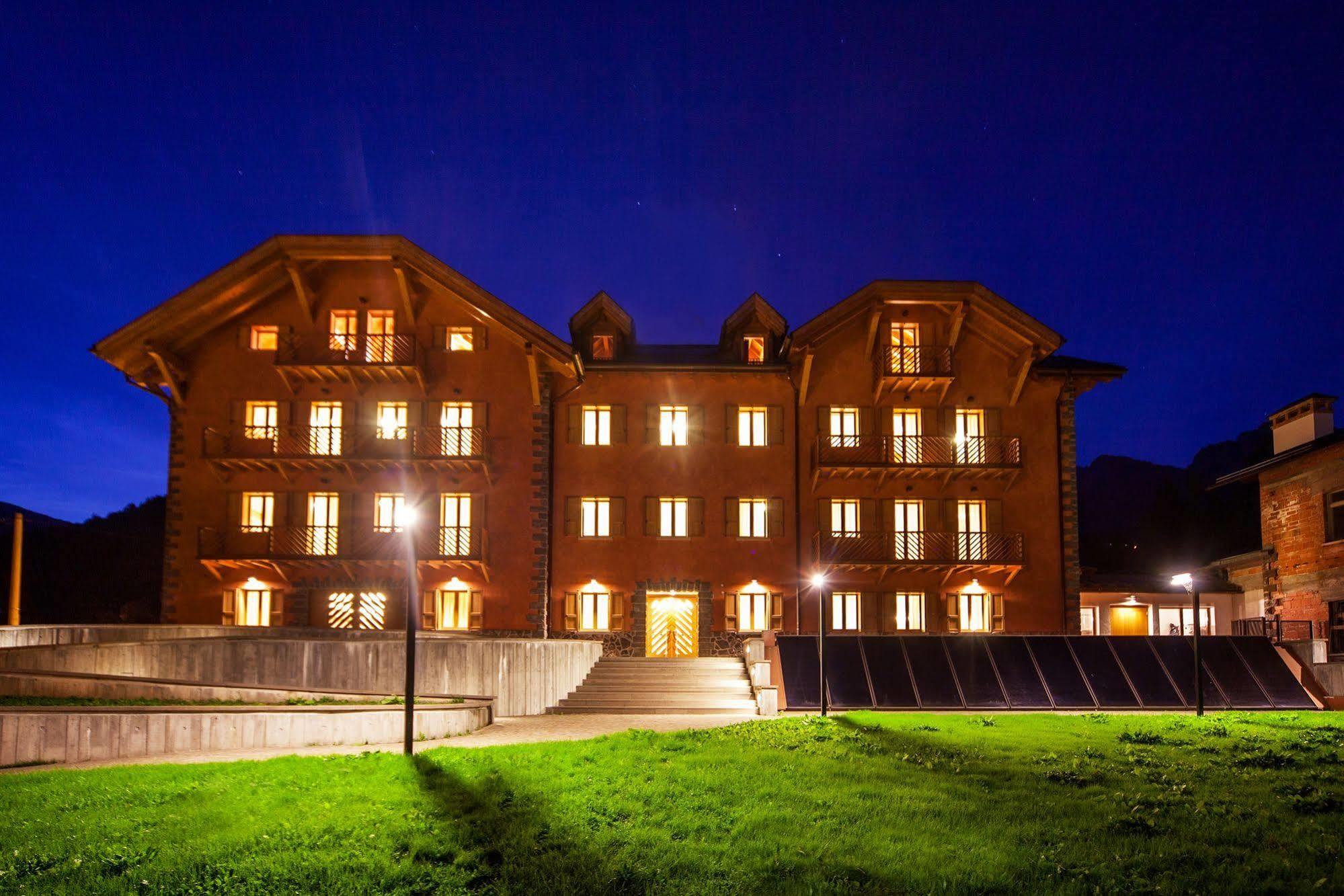Hotel Lumen Falcade Exterior foto